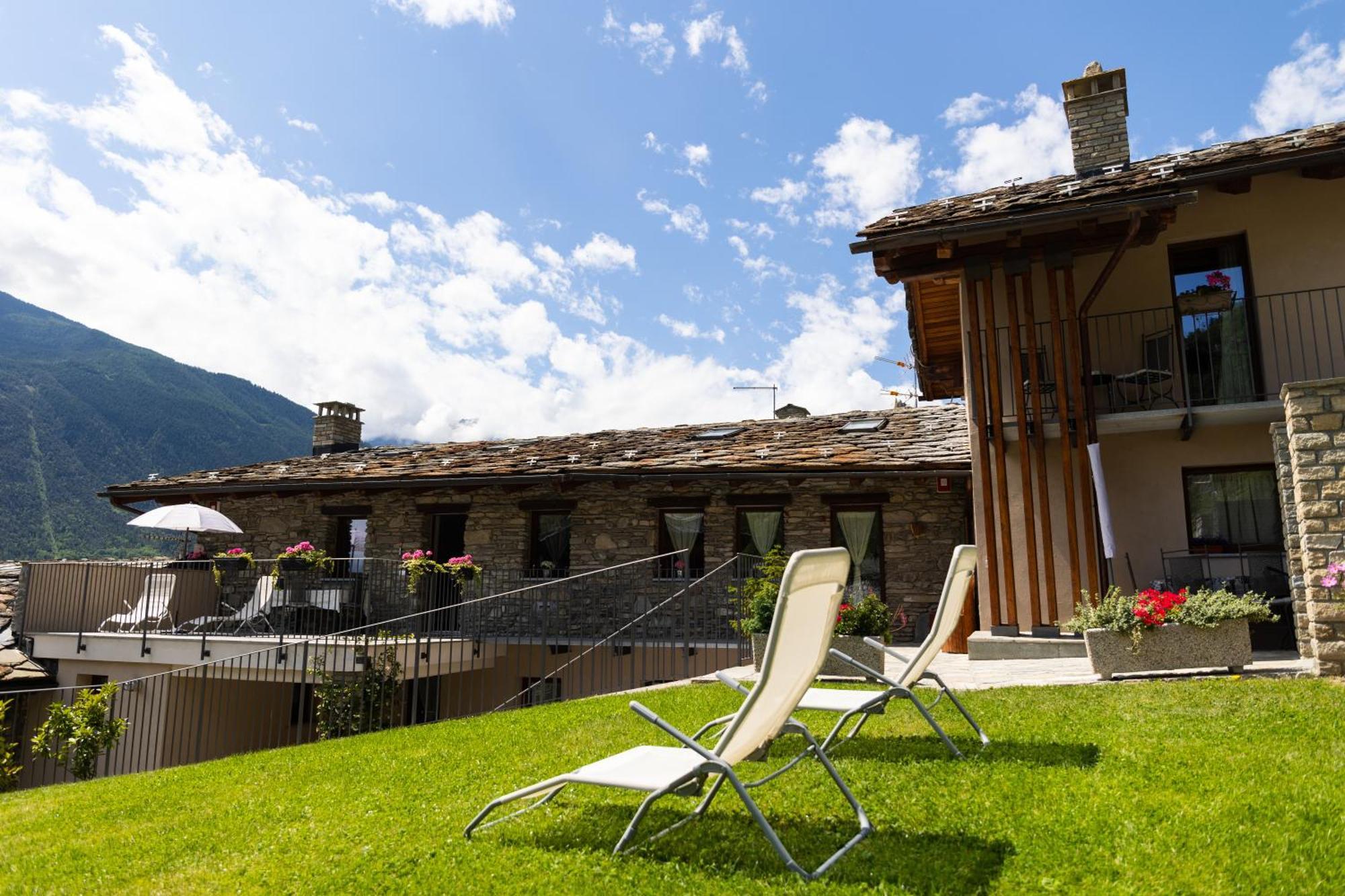 Le Casette Di Rovine Apartment Aosta Exterior photo